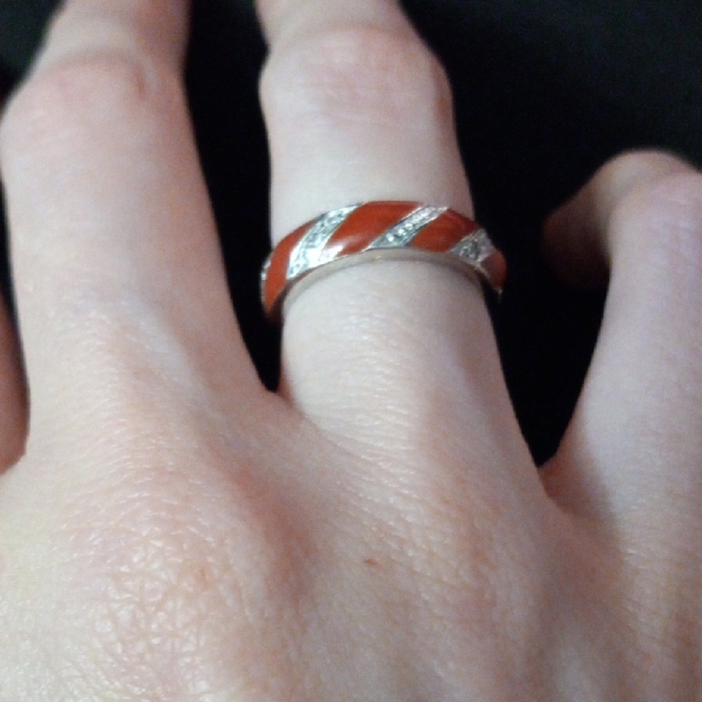 Elegant 925 Sterling Silver and Red Women's Ring
